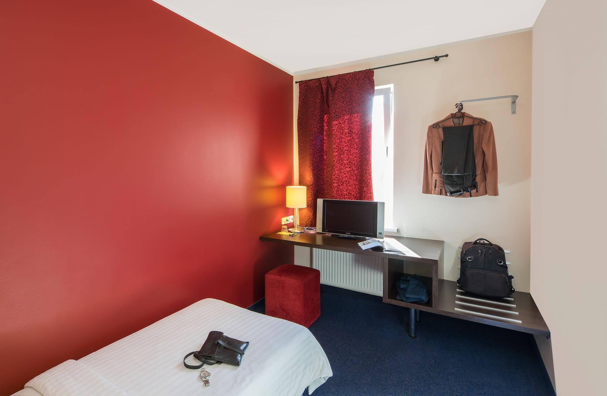 Dodo Hotell 3*